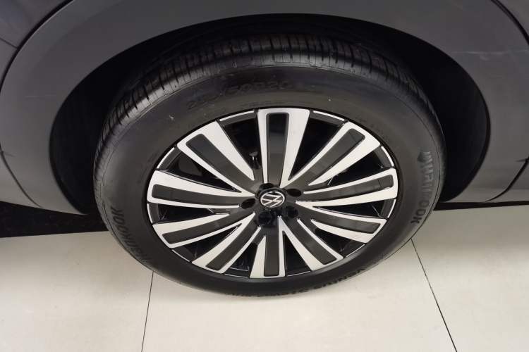 Used Volkswagen Talagon 2023 330TSI Luxury Touring Edition
