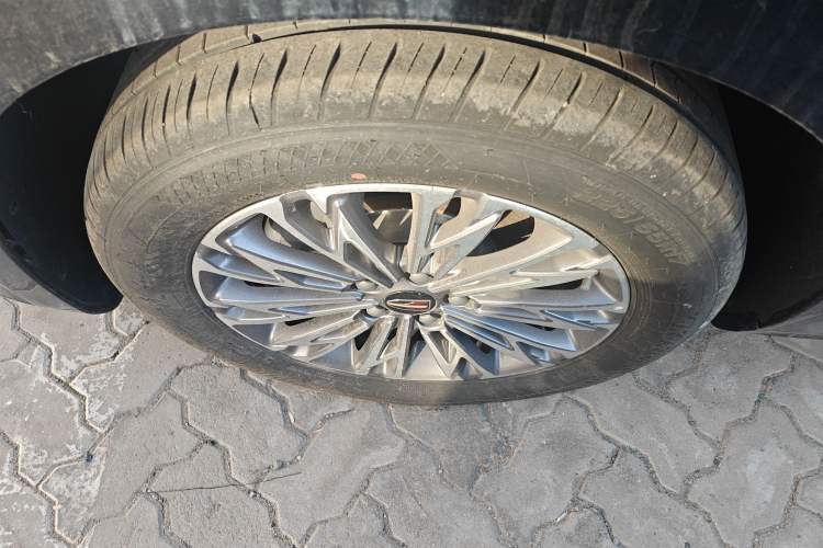 Used Hongqi H5 2024 1.5T DCT Smart Connect Flagship Edition
