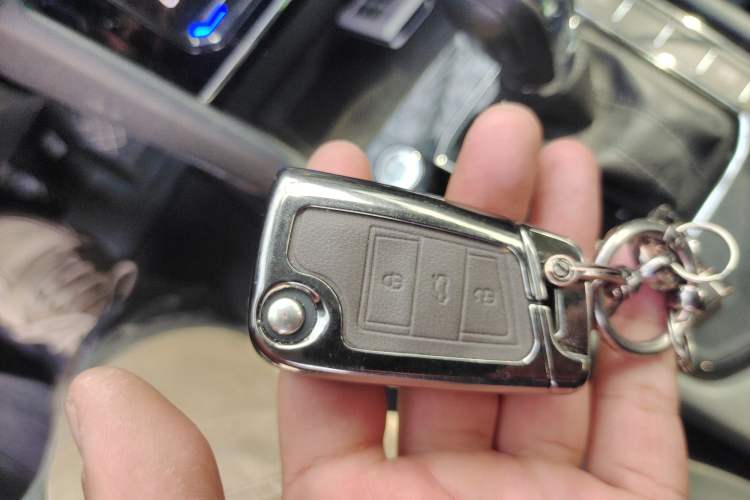 Used Volkswagen Tharu 2021 280TSI Two-Wheel Drive Comfort Edition