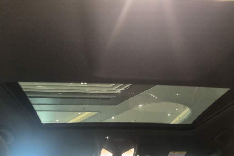 Used BMW 5 Series 2022 Second Facelift 525Li M Sport Package