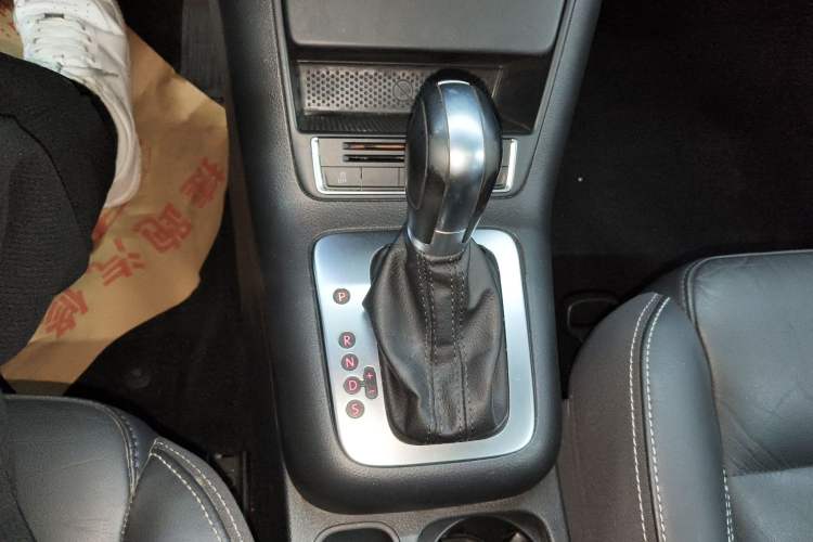 Used Volkswagen Tiguan 2017 300TSI Automatic Two-Wheel Drive Silk Road Comfort Edition