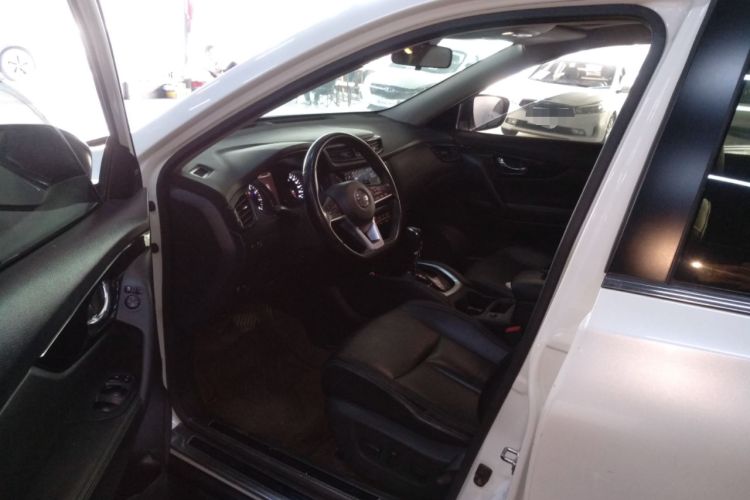 Used Nissan X-Trail 2019 2.0L CVT Smart Connect Comfort Edition 2WD