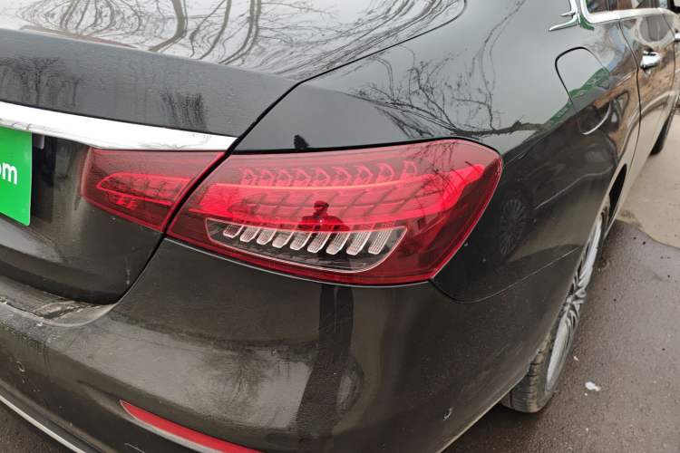 Used Mercedes-Benz E-Class 2018 Facelift E 300 L Luxury Edition