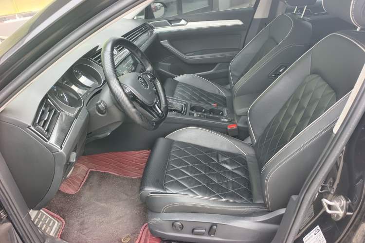 Used Volkswagen Magotan GTE Plug-in Hybrid 2020 GTE Luxury Model
