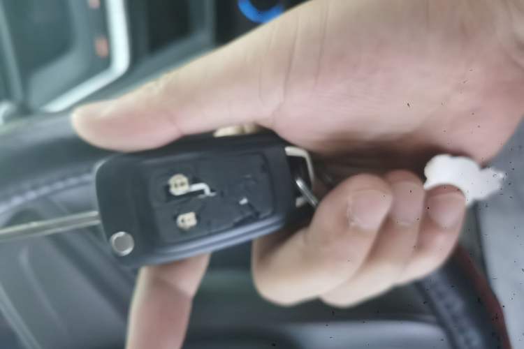 Used Chevrolet Sail 2015 Sail 3 1.3L AMT Ideal Edition
