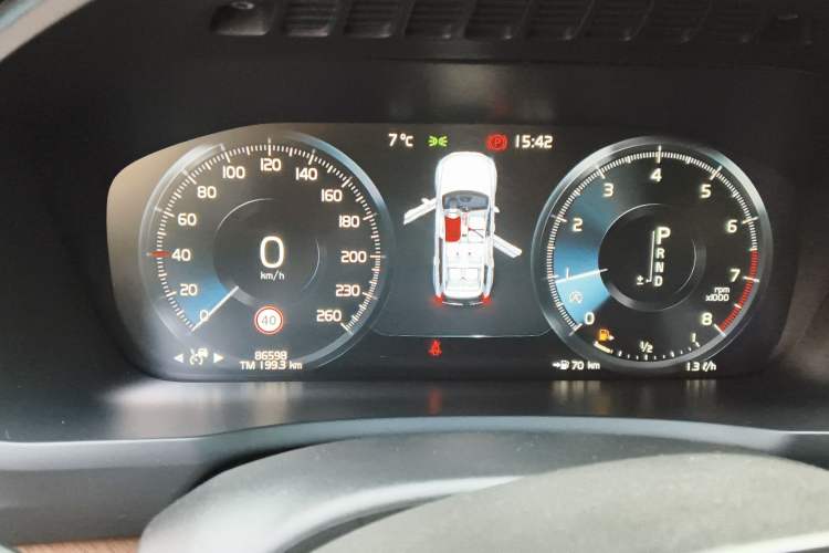 Used Volvo XC90 2019 T6 Zhiyi Edition 7-Seater China V Emission Standard