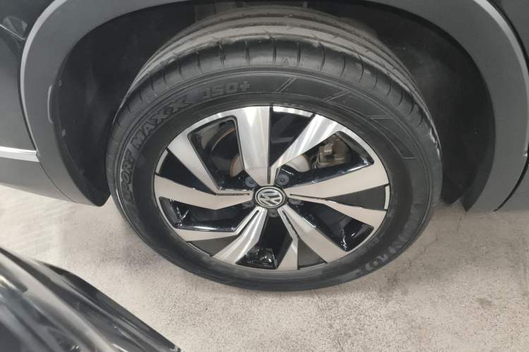 Used Volkswagen Tayron 2021 280TSI Two-Wheel Drive Luxury Smart Connectivity Version
