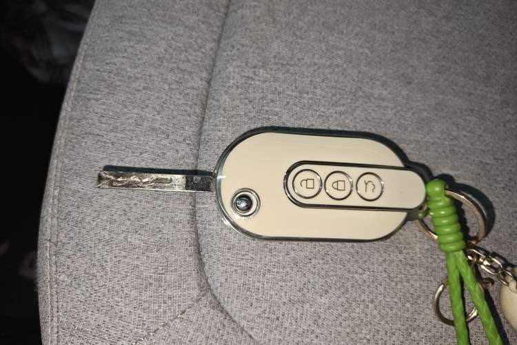 Used Wuling Hongguang MINIEV 2022 Macaron Premium Model – Lithium Iron Phosphate