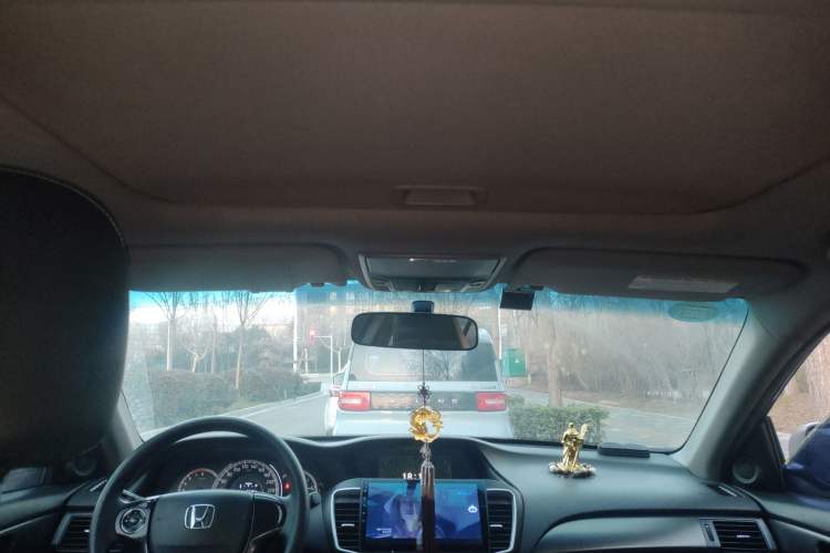 Used Honda Accord 2015 2.0L LX Comfort Edition
