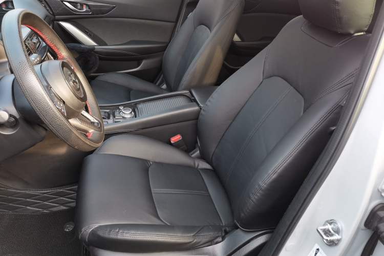 Used Mazda CX-4 2018 2.0L Automatic Two-Wheel Drive Blue Sky Dynamic Version China V Standard