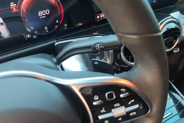 Used Mercedes-Benz GLB 2022 Second Facelift GLB 200 Fashion Edition
