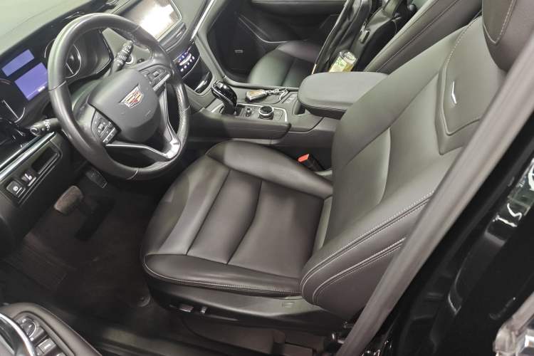 Used Cadillac XT6 2021 28T Six-Seater Fashion Edition
