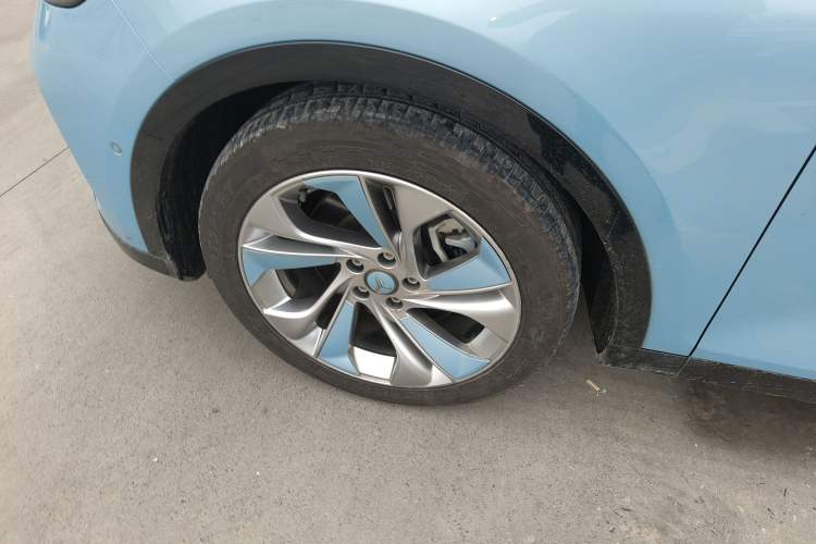 Used VOYAH FREE 2021 Four-Wheel Drive Standard All-Electric Exclusive Luxury Package