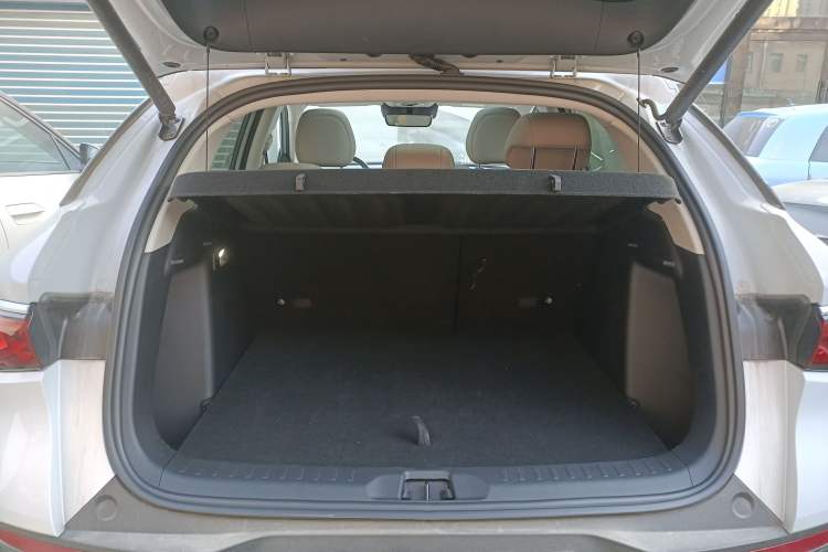 Used BYD Yuan PLUS 2025 Intelligent Driving Version 510 KM Beyond-Grade Edition
