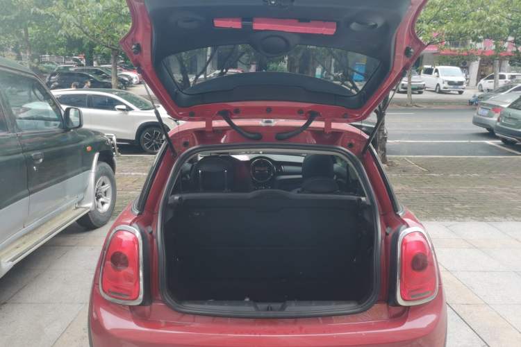 Used  MINI 2016 1.2T ONE Pioneer Edition
