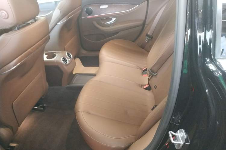 Used Mercedes-Benz E-Class 2020 E 260 L