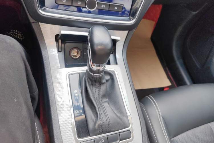 Used Roewe RX5 2020 20T Automatic 4G Connect Superior Flagship Edition