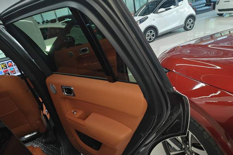 Used Li Auto L8 2023 Pro Model
