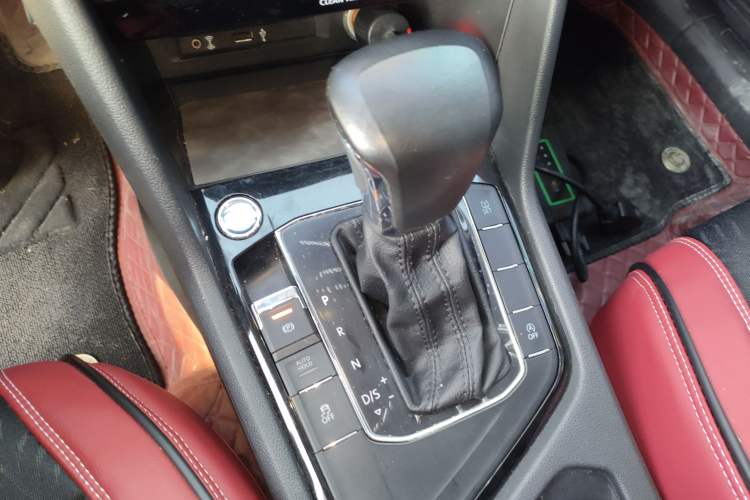 Used Volkswagen Tiguan L 2017 380TSI Automatic All-Wheel-Drive Luxury Edition