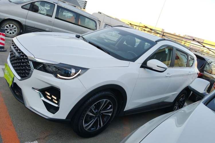 Used JETOUR X70 2023 1.5T DCT Beyond PRO Edition 5-Seater
