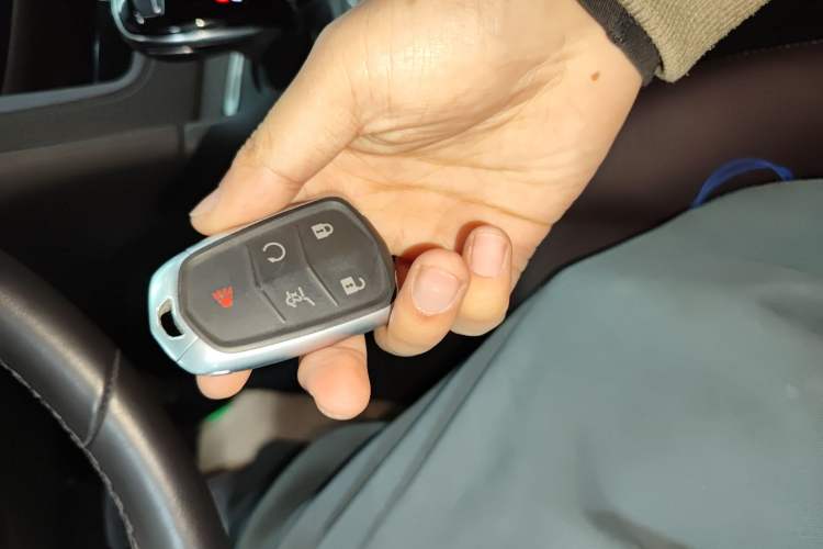 Used Cadillac XT6 2021 2.0T 7-Seater Two-Wheel-Drive Luxury Version
