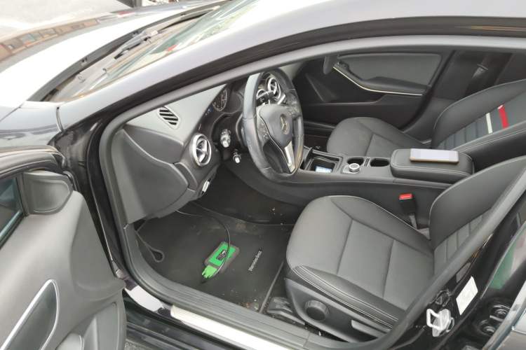 Used Mercedes-Benz A-Class 2015 A 180
