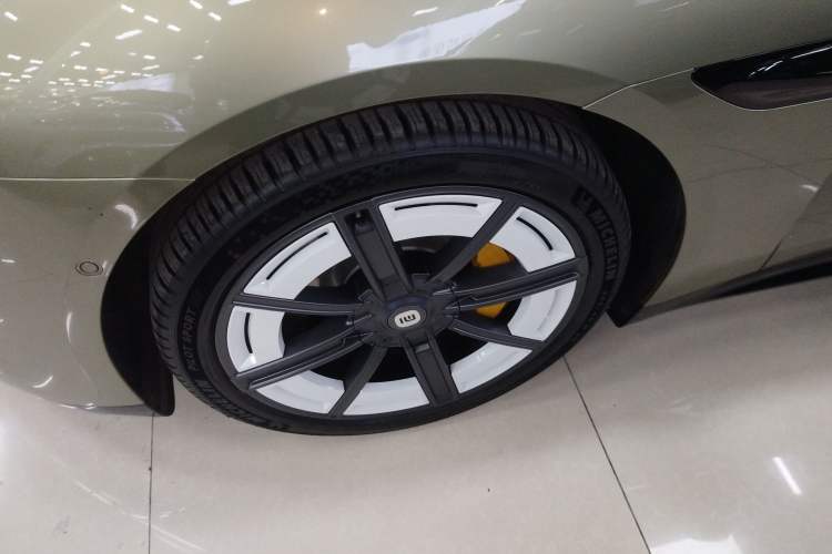 Used  SU7 2024 Rear-Drive Ultra-Long Range Advanced Pro-Level Intelligent Driving Version