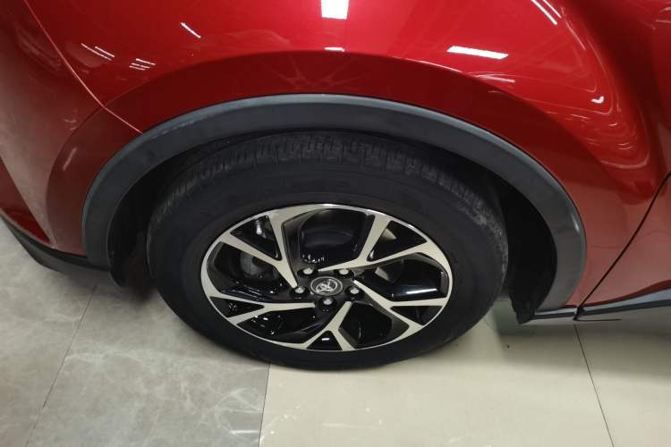 Used Toyota C-HR 2020 2.0L Leading Edition
