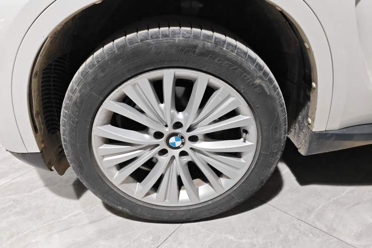 Used BMW X5 2017 xDrive28i