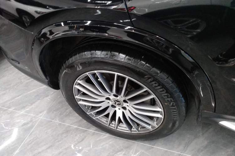 Used Mercedes-Benz GLC 2024 Refreshed GLC 300 L 4MATIC Dynamic Version 5 Seats
