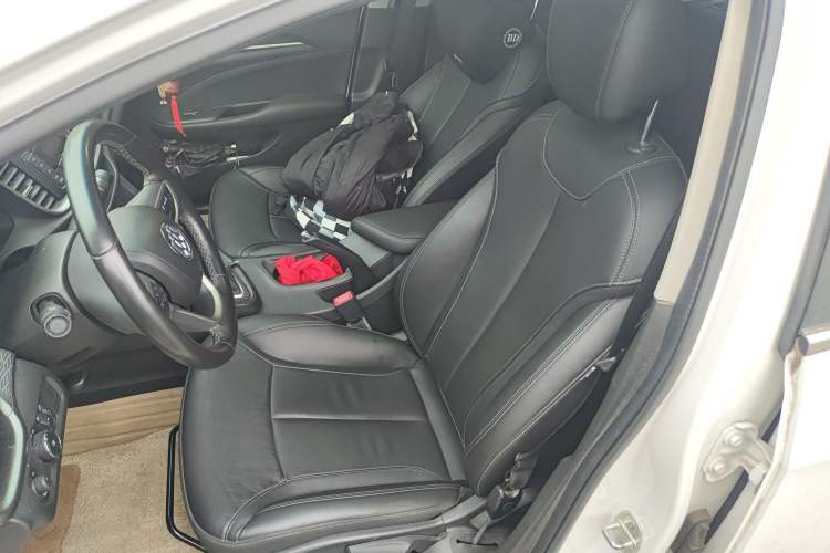 Used Buick Excelle GX 2018 18T Automatic Elite Model
