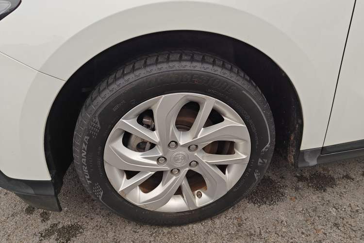 Used Buick Velite 6 2023 Revised Version 430 km Range – Commuter Edition