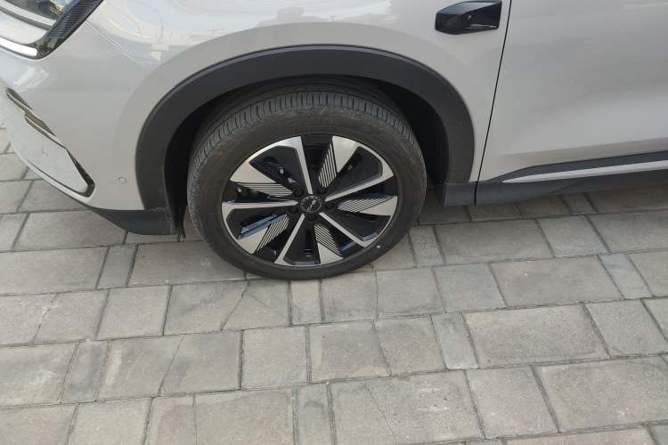 Used BYD Song PLUS New Energy 2025 EV Intelligent Driving Version 520km Premium Model
