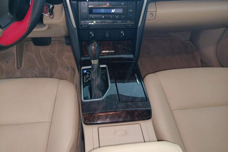 Used Toyota Camry 2016 2.0G 10th Anniversary Leading Edition