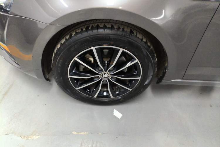 Used Skoda Octavia 2017 1.6L Manual Smart Drive Edition