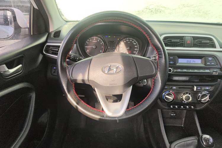 Used Hyundai Verna (older generation) 2020 1.4L Manual GL Refreshed Edition