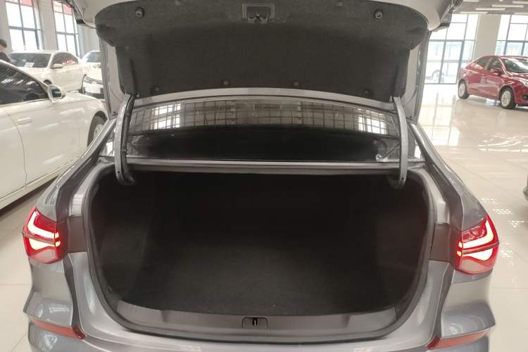 Used Chevrolet Monza 2020 Light Hybrid RS 330T Automatic Comfort Edition