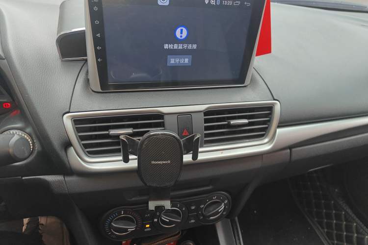 Used Mazda Mazda 3 Axela 2017 Sedan 1.5L Automatic Comfort Model Emission Standard China V