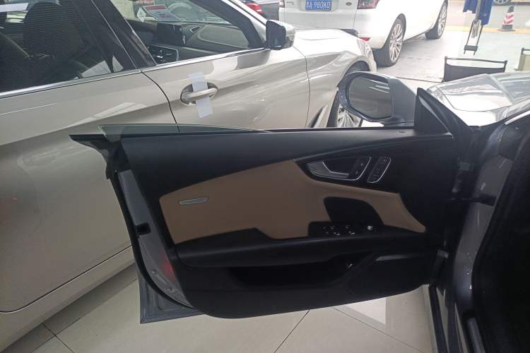 Used Audi A7 2016 50 TFSI quattro Comfort Model
