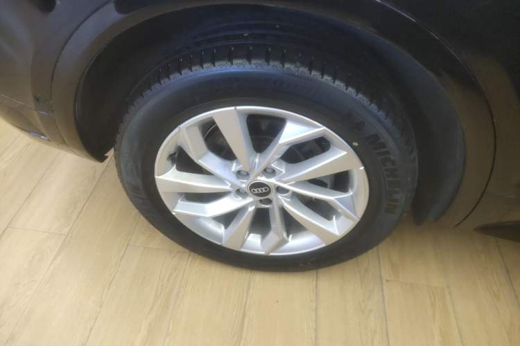 Used Audi Q5L 2022 40T Luxury Dynamic Model
