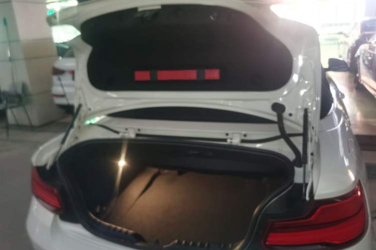 Used BMW 2 Series 2018 220i Convertible Coupe Sports Design Package
