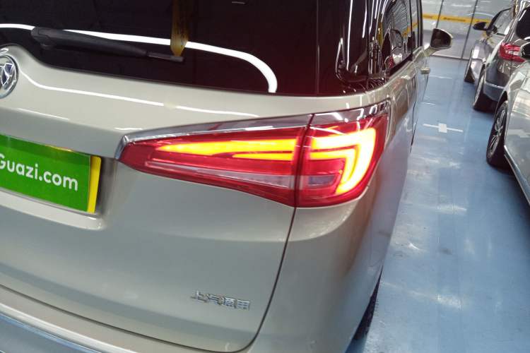 Used Buick GL8 2017 ES 28T Premium Version China V Standard
