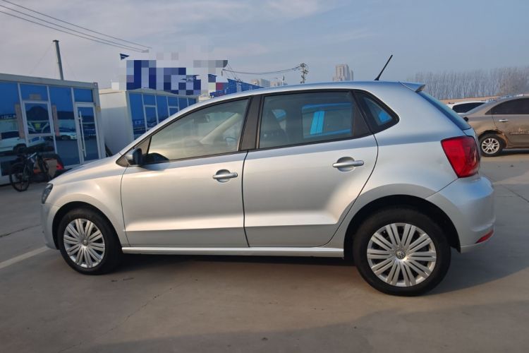 Used Volkswagen Polo 2016 1.6L Automatic Comfort Model