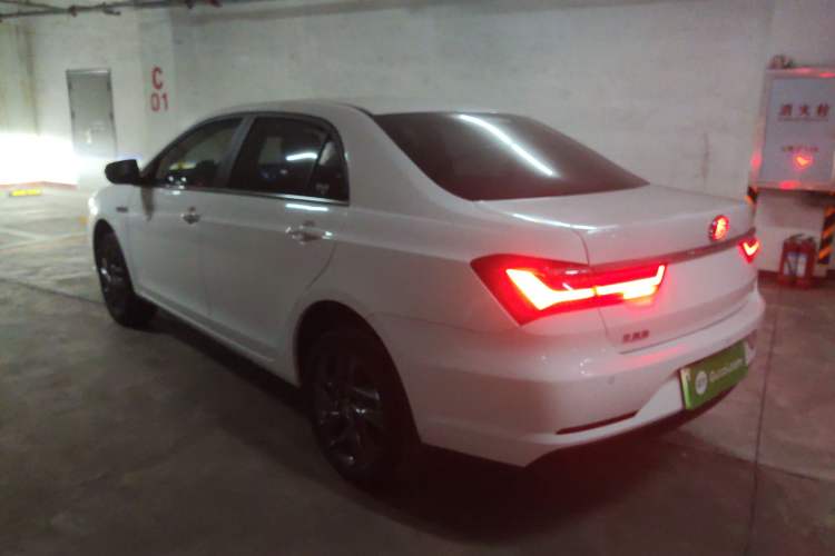 Used BYD Qin New Energy 2019 High-Range Deluxe Model