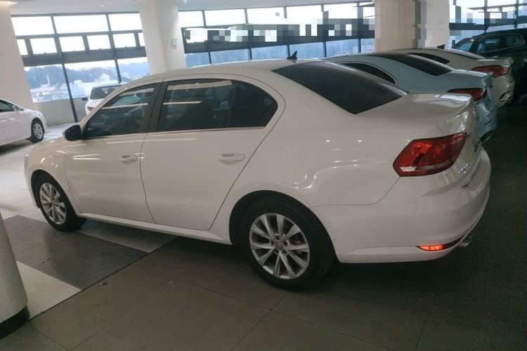 Used Volkswagen Lavida 2015 230TSI DSG Comfort Edition
