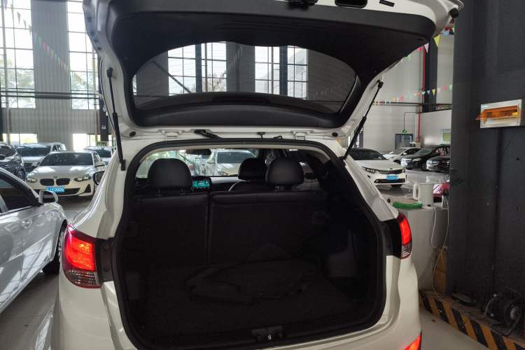 Used Hyundai ix35 2015 2.0L Automatic 2WD Comfort Edition China IV Standard
