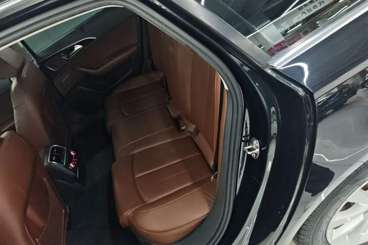 Used Audi A6L 2014 30 FSI Comfort Model
