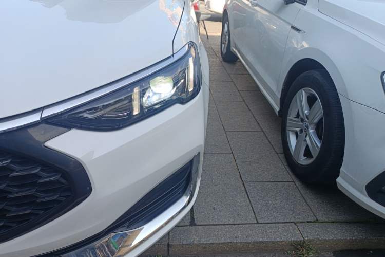 Used Ford Escort 2021 1.5L Automatic Diamond Edition
