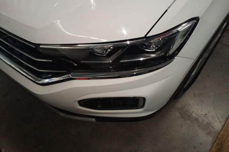 Used Volkswagen T-ROC 2020 230TSI DSG Two-Wheel Drive Advanced Version