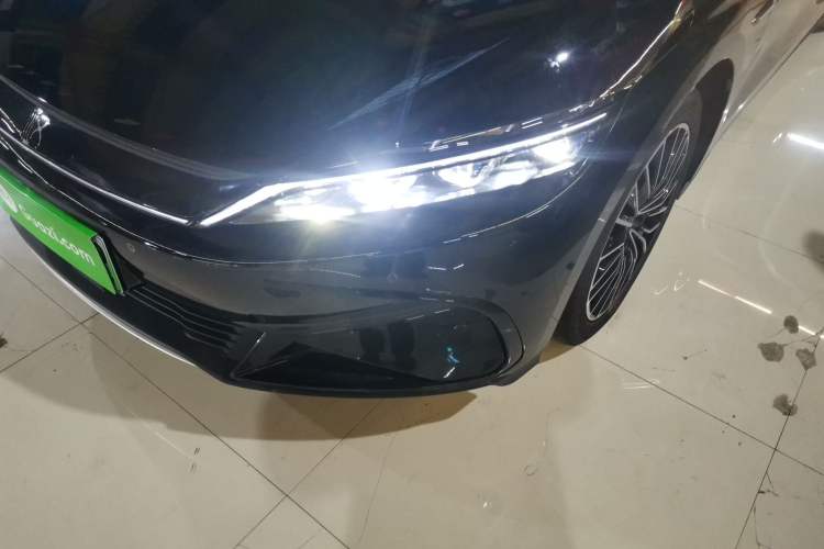 Used BYD Han 2024 EV Glory Edition 506KM Front-Wheel-Drive Premium Model
